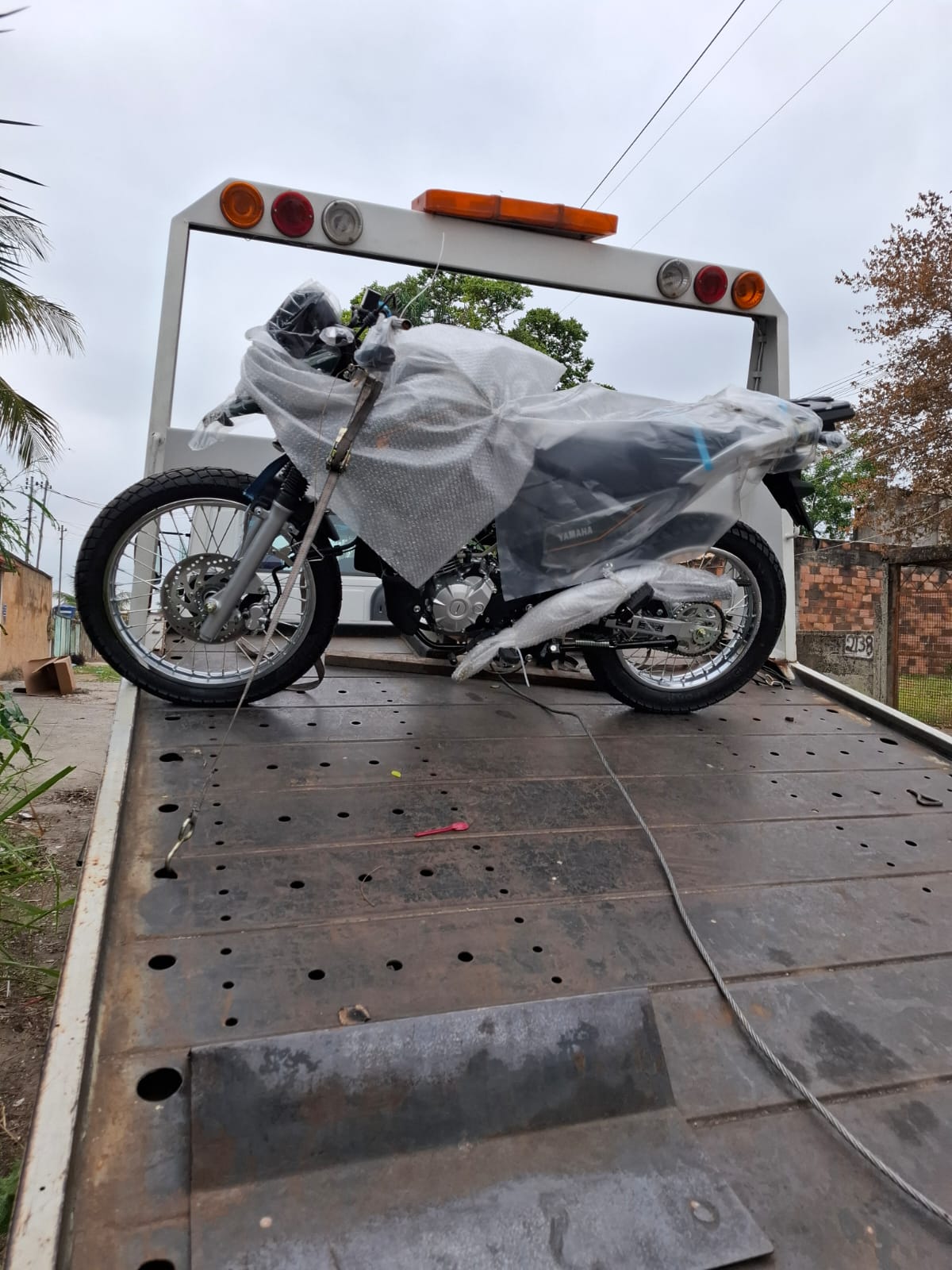 Policiais do 7º BPM recuperam em São Gonçalo sete motocicletas 0 Km roubadas de uma carreta